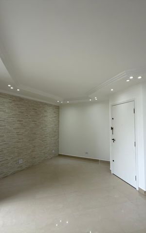 Apartamento à venda com 134m², 3 quartos e 2 vagas Apartamento à venda com 134m², 3 quartos e 2 vagasSala