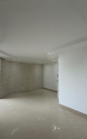 Apartamento à venda com 134m², 3 quartos e 2 vagas Apartamento à venda com 134m², 3 quartos e 2 vagasSala