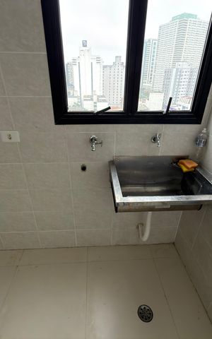 Apartamento à venda com 134m², 3 quartos e 2 vagas Apartamento à venda com 134m², 3 quartos e 2 vagasÁrea de Serviço