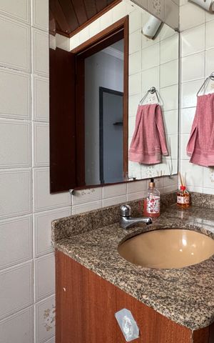 Apartamento à venda com 92m², 2 quartos e 1 vagaBanheiro Social