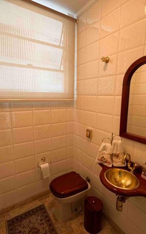 Apartamento à venda com 255m², 4 quartos e 1 vaga