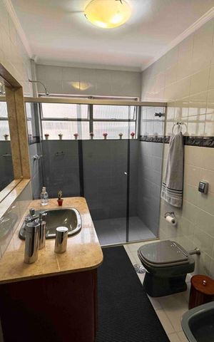 Apartamento à venda com 255m², 4 quartos e 1 vaga