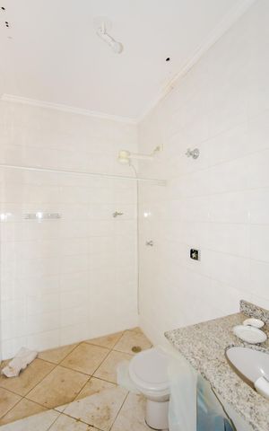 Apartamento à venda com 140m², 4 quartos e 1 vagaBanheiro Social 2