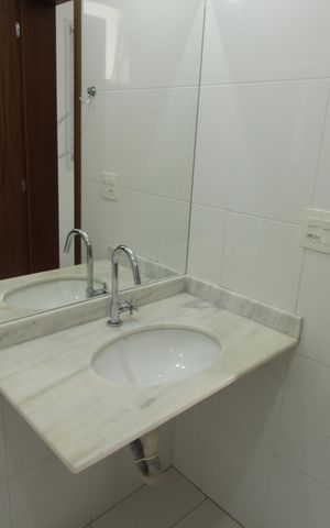 Apartamento para alugar com 77m², 2 quartos e 2 vagasBanheiro da Suíte