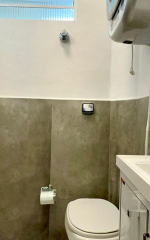 Studio para alugar com 35m², 1 quarto e sem vaga Studio para alugar com 35m², 1 quarto e sem vagaBanheiro