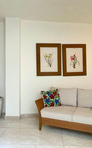 Studio para alugar com 35m², 1 quarto e sem vaga Studio para alugar com 35m², 1 quarto e sem vagaHall de entrada