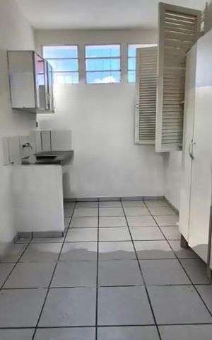 Casa para alugar com 395m², 6 quartos e 2 vagas