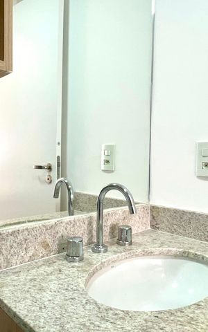 Apartamento para alugar com 31m², 1 quarto e 1 vaga Apartamento para alugar com 31m², 1 quarto e 1 vagaBanheiro da Suíte