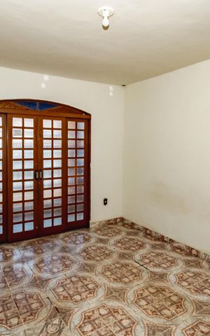 Casa para alugar com 150m², 3 quartos e 2 vagasSala
