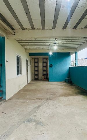 Casa para alugar com 230m², 2 quartos e 6 vagas