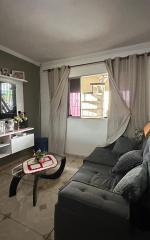 Casa à venda com 250m², 3 quartos e 1 vaga Casa à venda com 250m², 3 quartos e 1 vagaSala