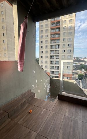 Casa à venda com 250m², 3 quartos e 1 vaga Casa à venda com 250m², 3 quartos e 1 vagaVaranda