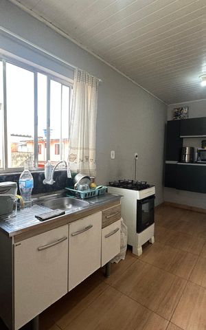 Casa à venda com 250m², 3 quartos e 1 vaga Casa à venda com 250m², 3 quartos e 1 vagaCozinha