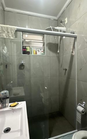 Casa à venda com 250m², 3 quartos e 1 vaga Casa à venda com 250m², 3 quartos e 1 vagaBanheiro 2
