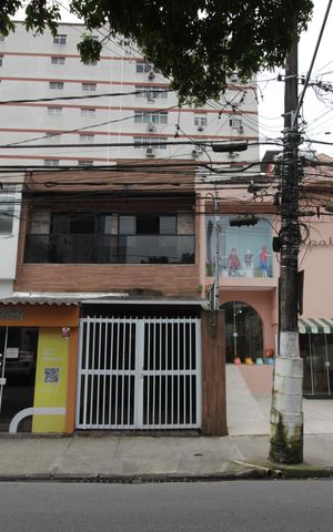 Casa para alugar com 120m², 2 quartos e 1 vagaFachada