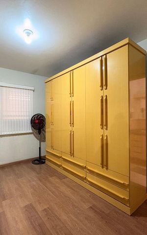 Casa à venda com 433m², 3 quartos e 6 vagas Casa à venda com 433m², 3 quartos e 6 vagasSuite 1