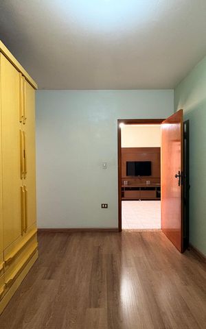 Casa à venda com 433m², 3 quartos e 6 vagas Casa à venda com 433m², 3 quartos e 6 vagasSuite 1