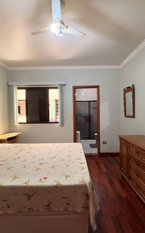 Casa à venda com 433m², 3 quartos e 6 vagas Casa à venda com 433m², 3 quartos e 6 vagasSuite 3