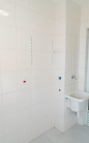Apartamento à venda com 102m², 3 quartos e 2 vagas Apartamento à venda com 102m², 3 quartos e 2 vagasÁrea de Serviço