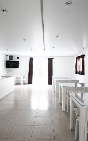 Apartamento à venda com 102m², 3 quartos e 2 vagas Apartamento à venda com 102m², 3 quartos e 2 vagasÁrea comum - Salão de festas