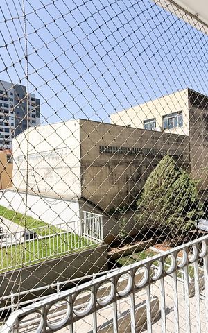 Apartamento à venda com 58m², 2 quartos e 1 vaga Apartamento à venda com 58m², 2 quartos e 1 vagaVaranda