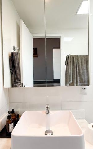 Apartamento à venda com 58m², 2 quartos e 1 vaga Apartamento à venda com 58m², 2 quartos e 1 vagaBanheiro