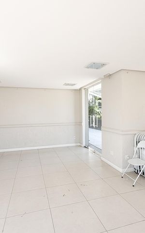 Apartamento à venda com 58m², 2 quartos e 1 vaga Apartamento à venda com 58m², 2 quartos e 1 vagaÁrea comum - Salão de festas