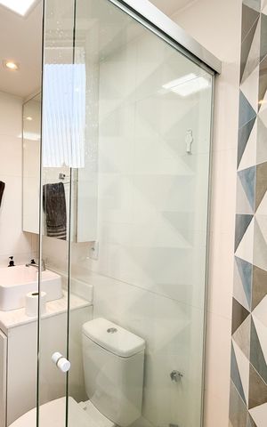 Apartamento à venda com 58m², 2 quartos e 1 vaga Apartamento à venda com 58m², 2 quartos e 1 vagaBanheiro