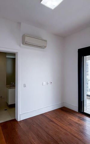Apartamento à venda com 283m², 4 quartos e 4 vagas