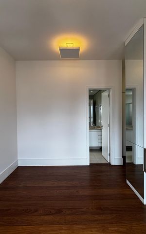 Apartamento à venda com 283m², 4 quartos e 4 vagas