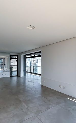 Apartamento à venda com 283m², 4 quartos e 4 vagas