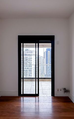 Apartamento à venda com 283m², 4 quartos e 4 vagas