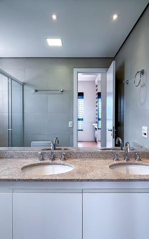 Apartamento à venda com 283m², 4 quartos e 4 vagas