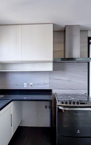 Apartamento à venda com 283m², 4 quartos e 4 vagas