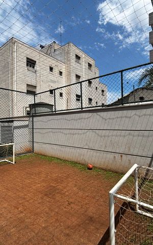 Apartamento à venda com 283m², 4 quartos e 4 vagas