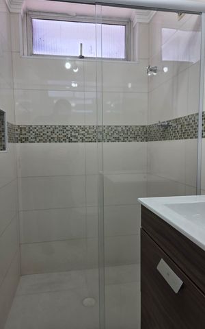 Apartamento à venda com 86m², 2 quartos e 2 vagas Apartamento à venda com 86m², 2 quartos e 2 vagasBanheiro
