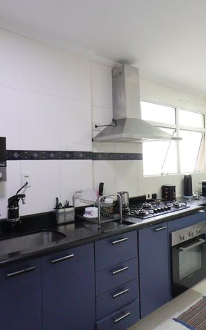Apartamento para alugar com 75m², 2 quartos e 1 vagaCozinha