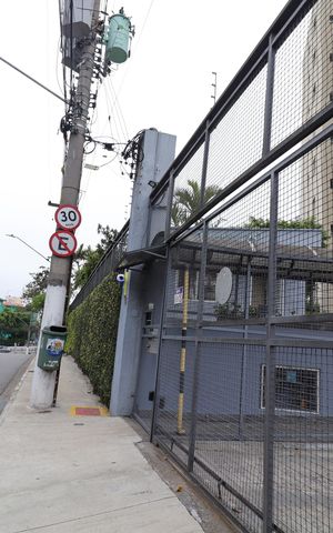 Apartamento para alugar com 75m², 2 quartos e 1 vagaFachada e portaria