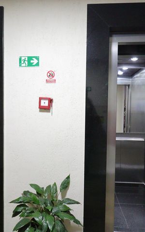 Apartamento para alugar com 75m², 2 quartos e 1 vagaÁrea comum - Elevadores