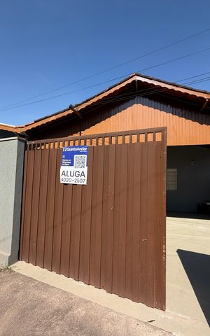 Casa para alugar com 100m², 3 quartos e 2 vagasPlaquinha instalada COD HVTG-2263