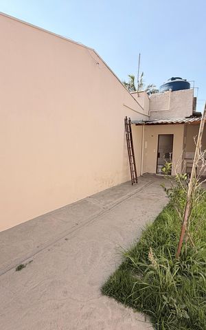 Casa para alugar com 100m², 3 quartos e 2 vagasQuintal