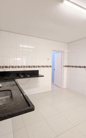 Casa para alugar com 100m², 3 quartos e 2 vagasCozinha