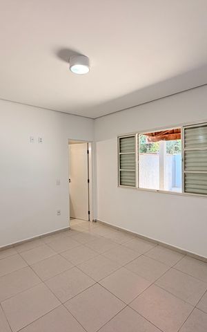 Casa para alugar com 100m², 3 quartos e 2 vagasSuíte 1