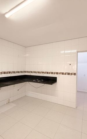Casa para alugar com 100m², 3 quartos e 2 vagasCozinha