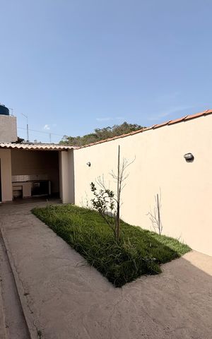 Casa para alugar com 100m², 3 quartos e 2 vagasQuintal