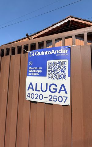 Casa para alugar com 100m², 3 quartos e 2 vagasPlaquinha instalada COD HVTG-2263