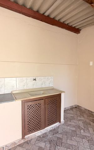 Casa para alugar com 100m², 3 quartos e 2 vagasQuintal