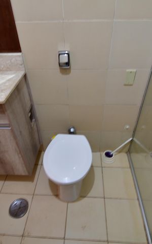 Casa à venda com 1000m², 2 quartos e 3 vagasBanheiro Suíte
