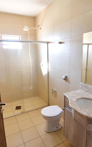 Casa à venda com 1000m², 2 quartos e 3 vagasBanheiro Social