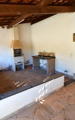 Casa à venda com 1000m², 2 quartos e 3 vagasVaranda gourmet